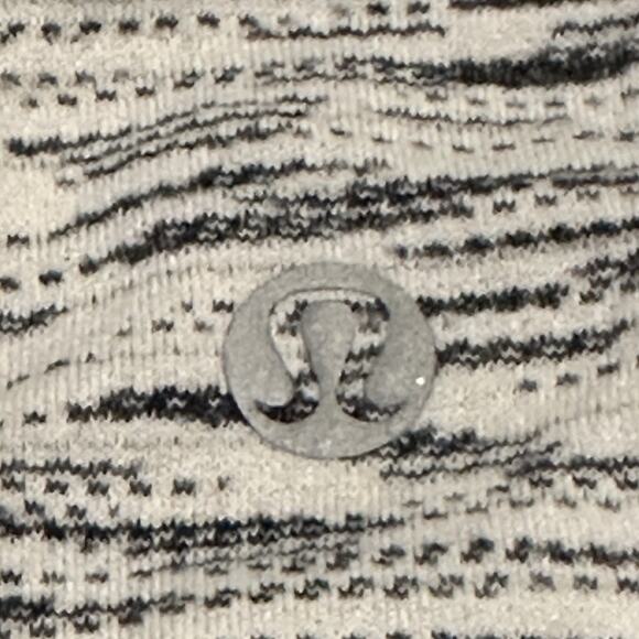 Lululemon Top Womens 8 Heather Gray Round Neck Stretch Active Gym Short Sleeve - Picture 4 of 6